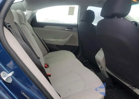 2019 Hyundai Sonata Se z USA, uszkodzony, nr VIN 5NPE24AF1KH755769